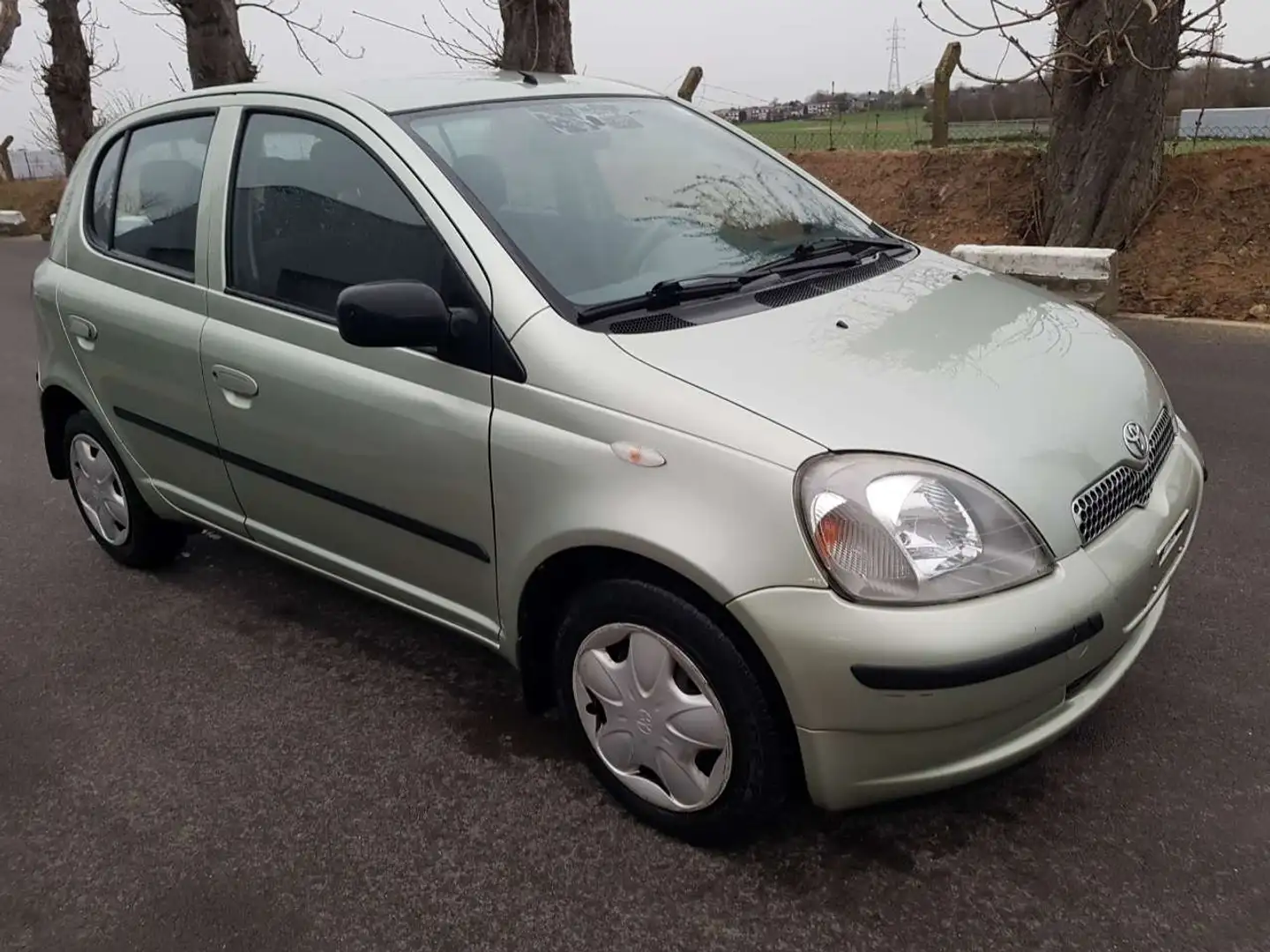 Toyota Yaris 1.4 Turbo D4D Linea Luna Zielony - 2