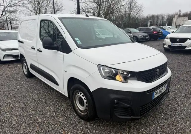 Peugeot Partner FOURGON STANDARD 1.6 HDI 100 S&S BVM5 PREMIUM 1 ERE MAIN TVA RECUPERABLE