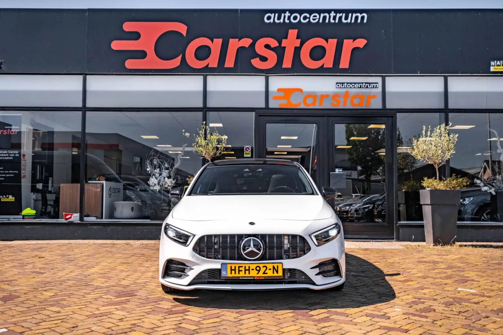 Mercedes-Benz A 35 AMG 4MATIC|PANO|CAM|SPORTSTUUR Blanc - 2