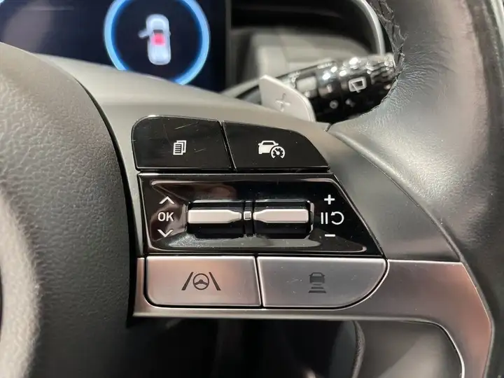 Hyundai Tucson 1.6 TGDI HEV Style Auto (2021) 2022, foto 23