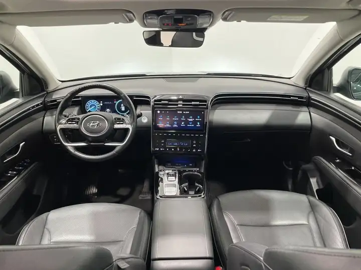 Hyundai Tucson 1.6 TGDI HEV Style Auto (2021) 2022, foto 8