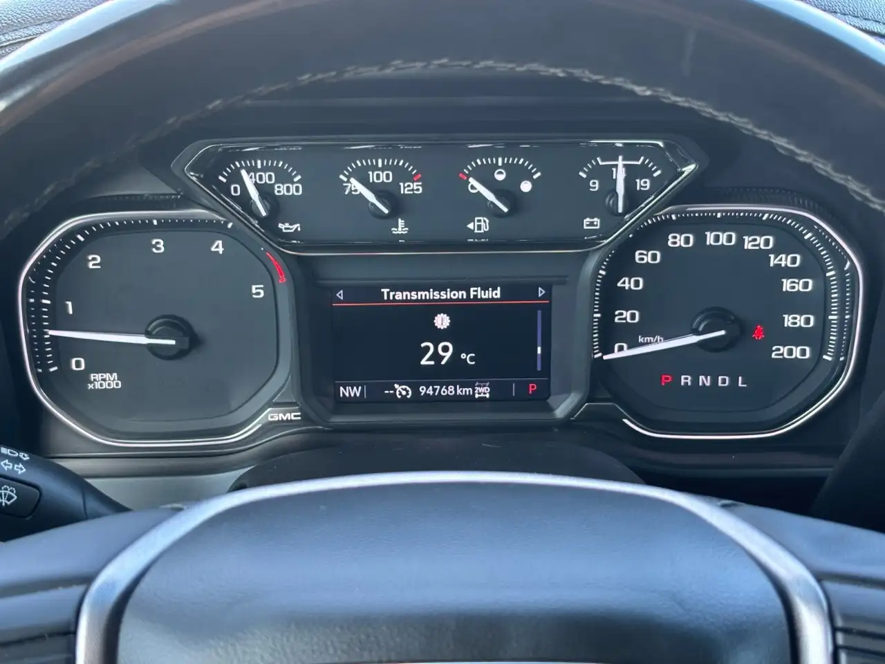 GMC Sierra 3500HD снимка GMC Sierra 3500HD