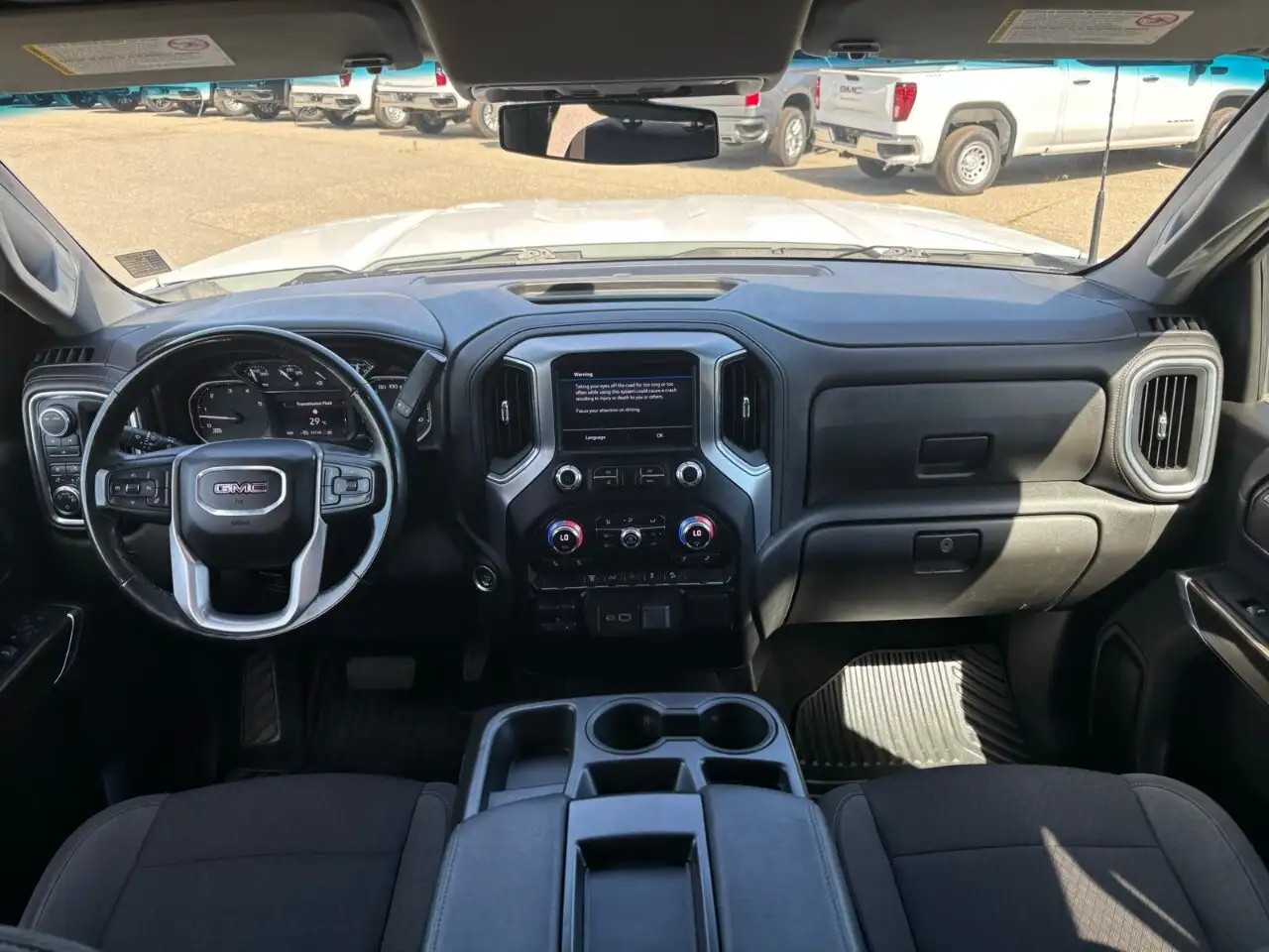 GMC Sierra 3500HD снимка GMC Sierra 3500HD