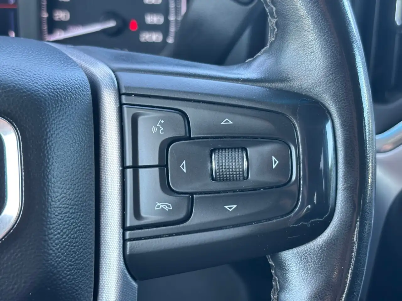 GMC Sierra 3500HD снимка GMC Sierra 3500HD