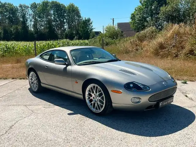Jaguar XKR Coupé 4.2L Spirit Of Legend 12/50-Très faible kilométrage d'origine