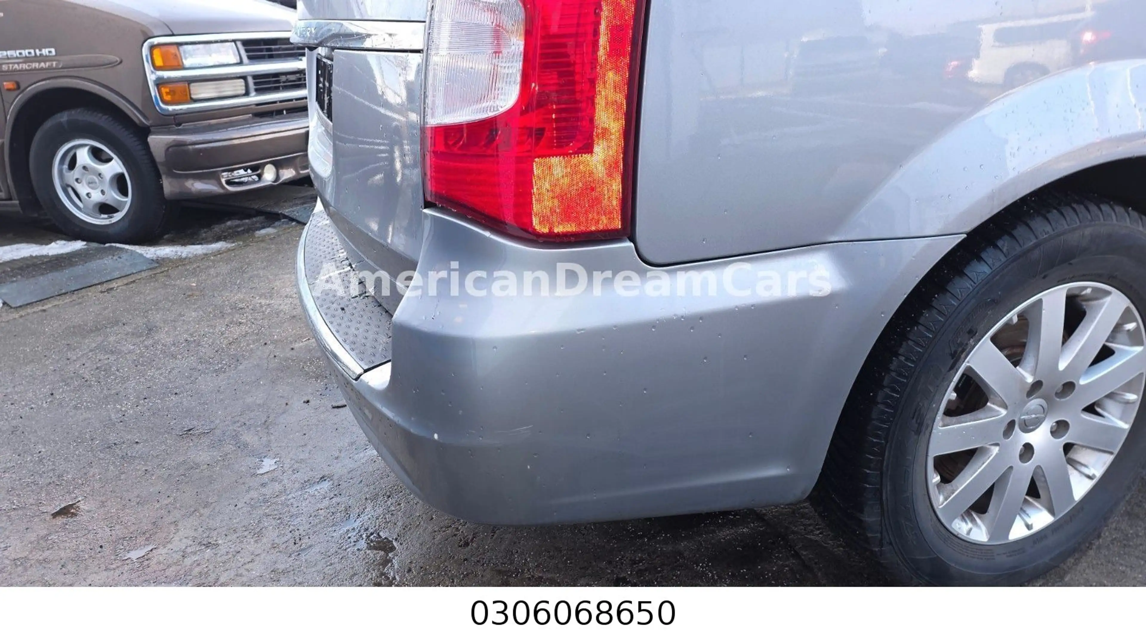 Chrysler Grand Voyager — photo 9