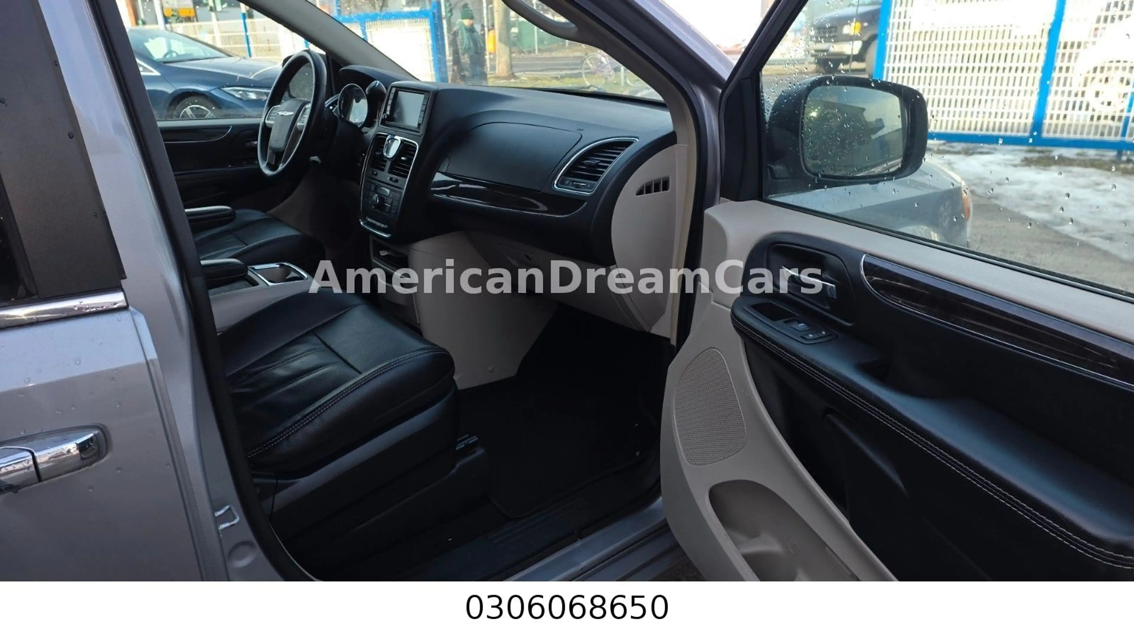 Chrysler Grand Voyager — photo 4