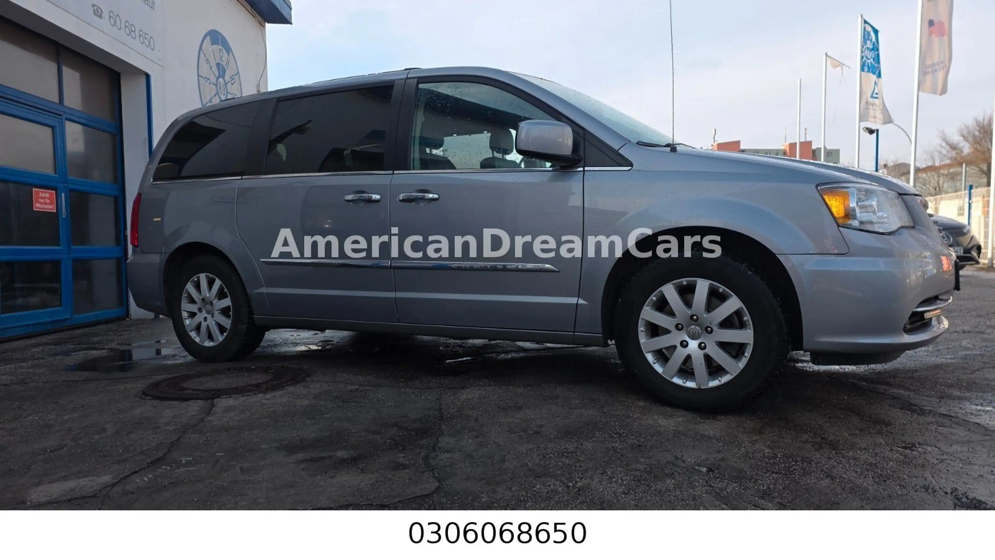 Chrysler Grand Voyager — photo 2