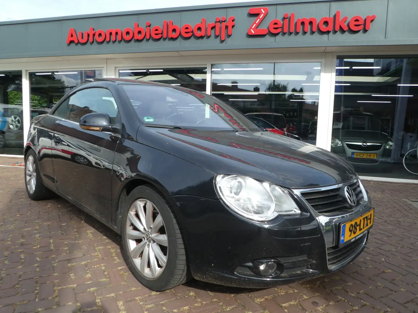 Volkswagen Eos 2.0 T-FSI Cabrio dak werkt niet, vocht schade ( rv Zwart - 1