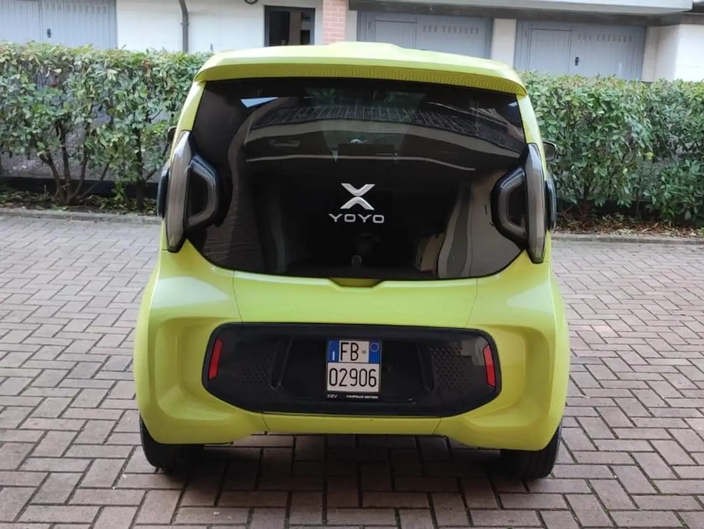 XEV Yoyo Yellow - 1