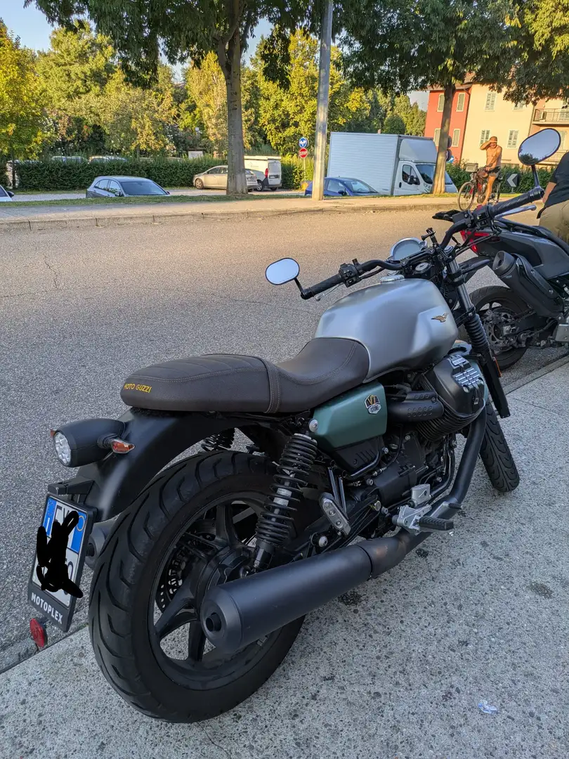 Moto Guzzi V 7 Centenario Argent - 2