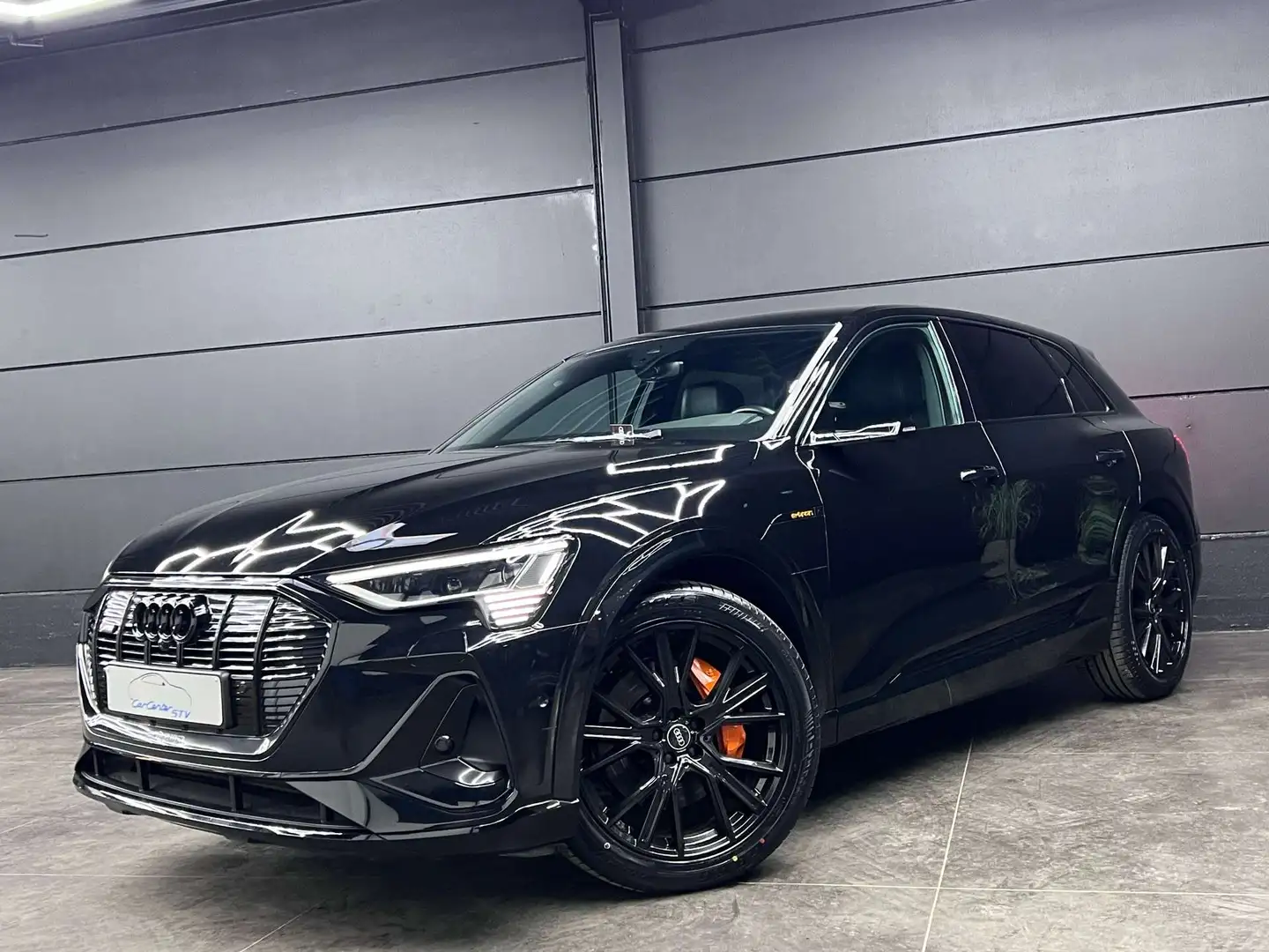 Audi e-tron 55 Quattro 95 kWh / S Line / Full black / 2022 Noir - 1