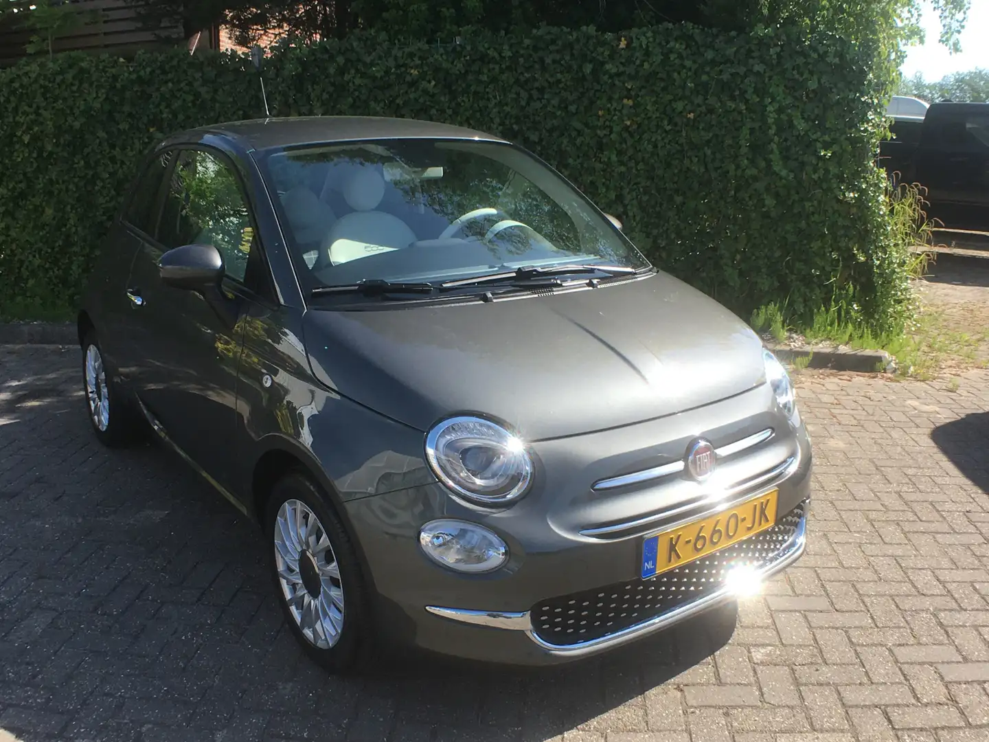 Fiat 500 1.0 Hybrid Lounge Lichtmetaal , carplay, Gris - 1