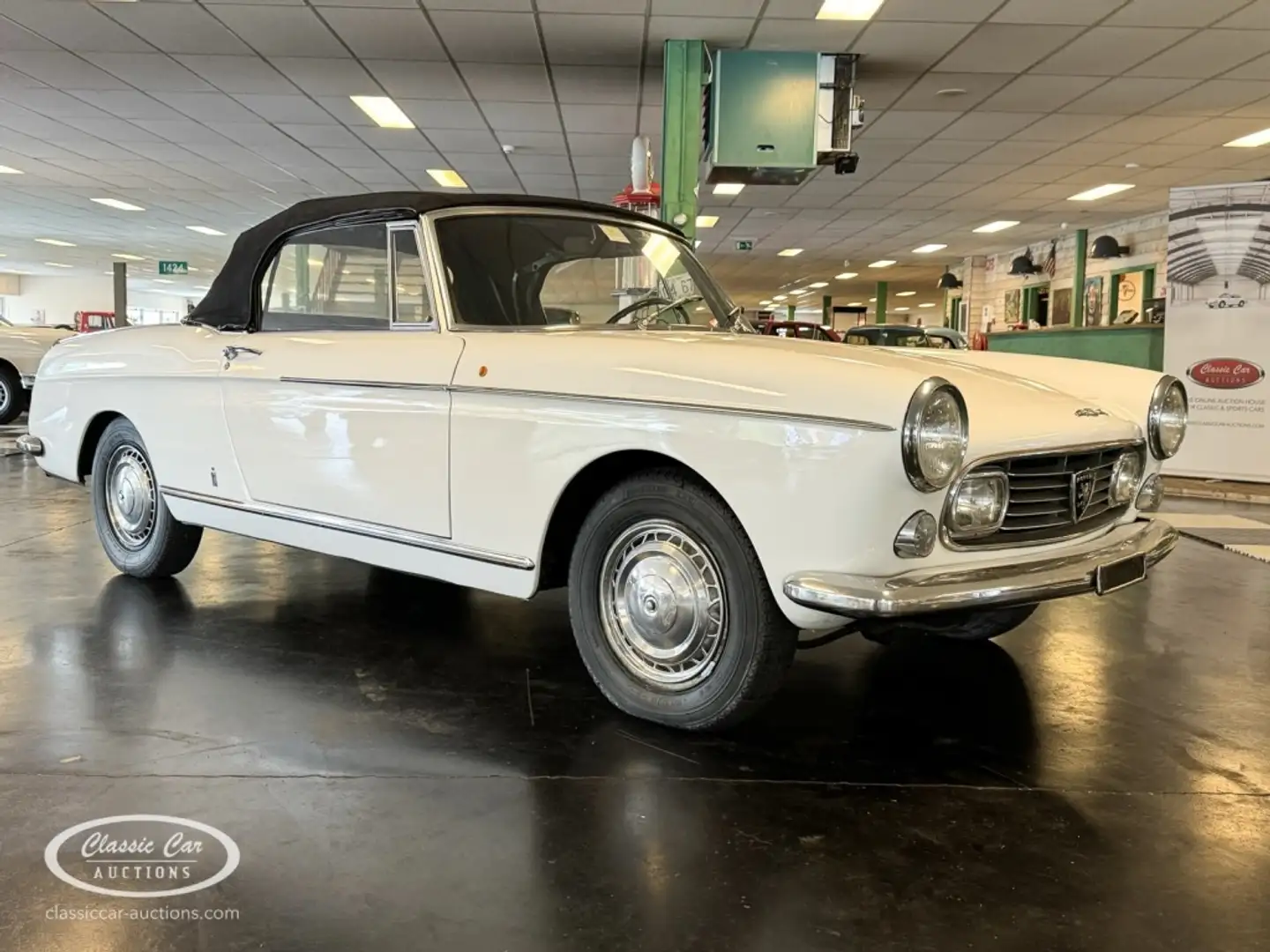 Peugeot 404 Convertible  - ONLINE AUCTION Blanc - 2