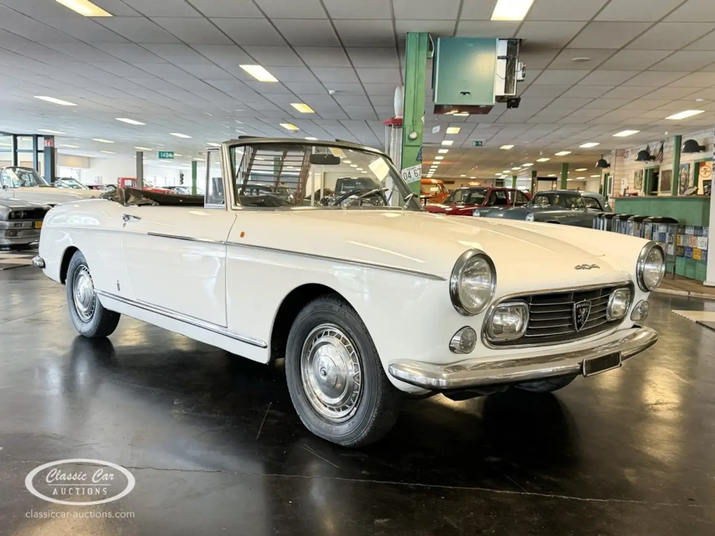 Peugeot 404 Convertible  - ONLINE AUCTION Blanc - 1