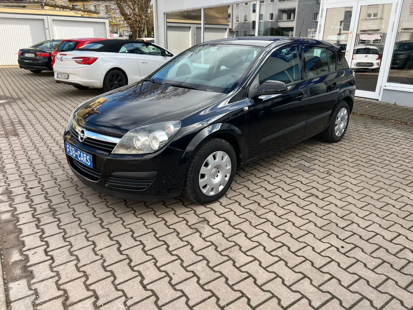 Opel Astra H Lim. Basis Schwarz - 2
