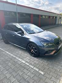 Cupra R ST 300 4Drive Sondermodell
