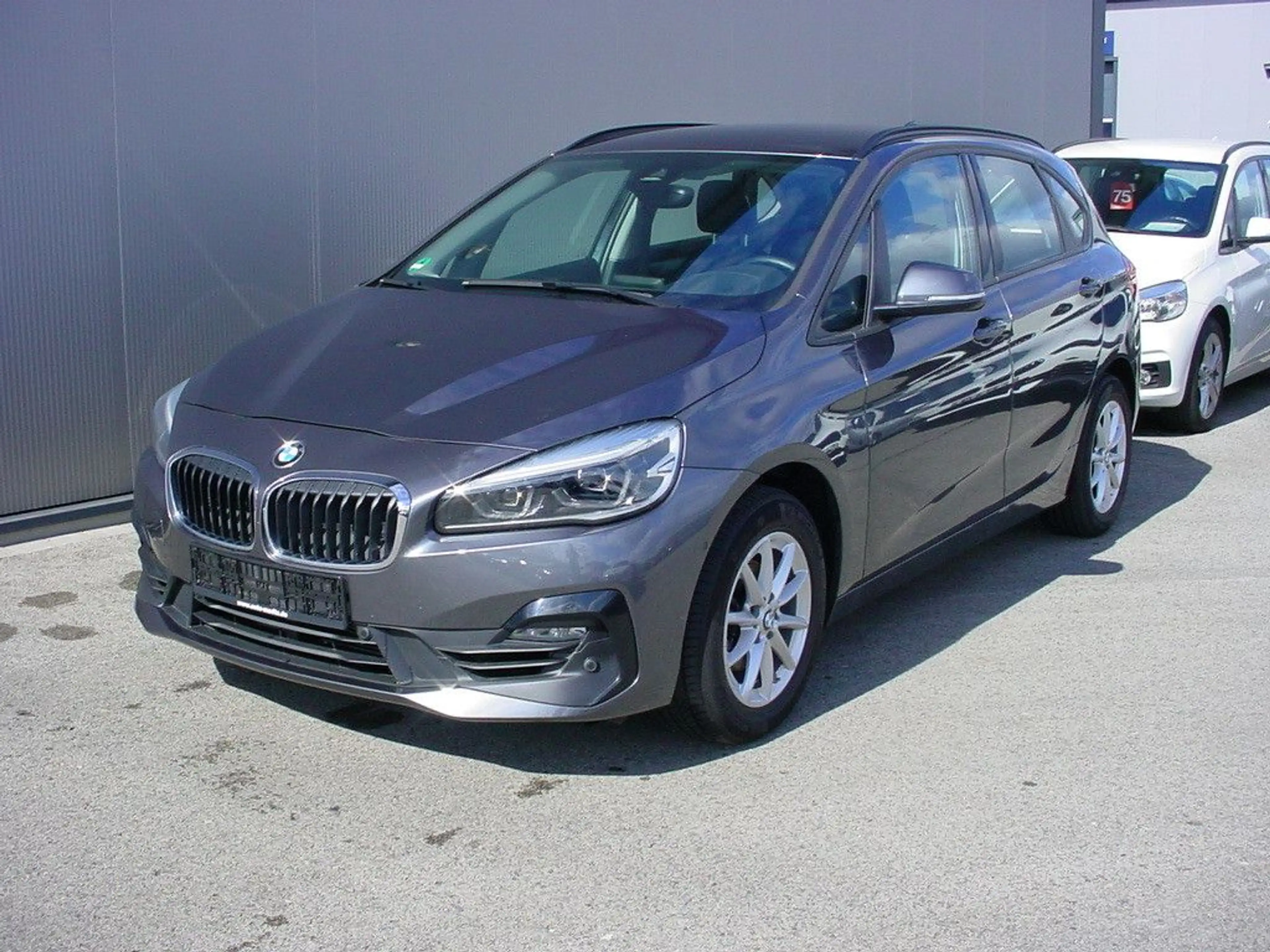 BMW 216 *PDC*LED*DAB*