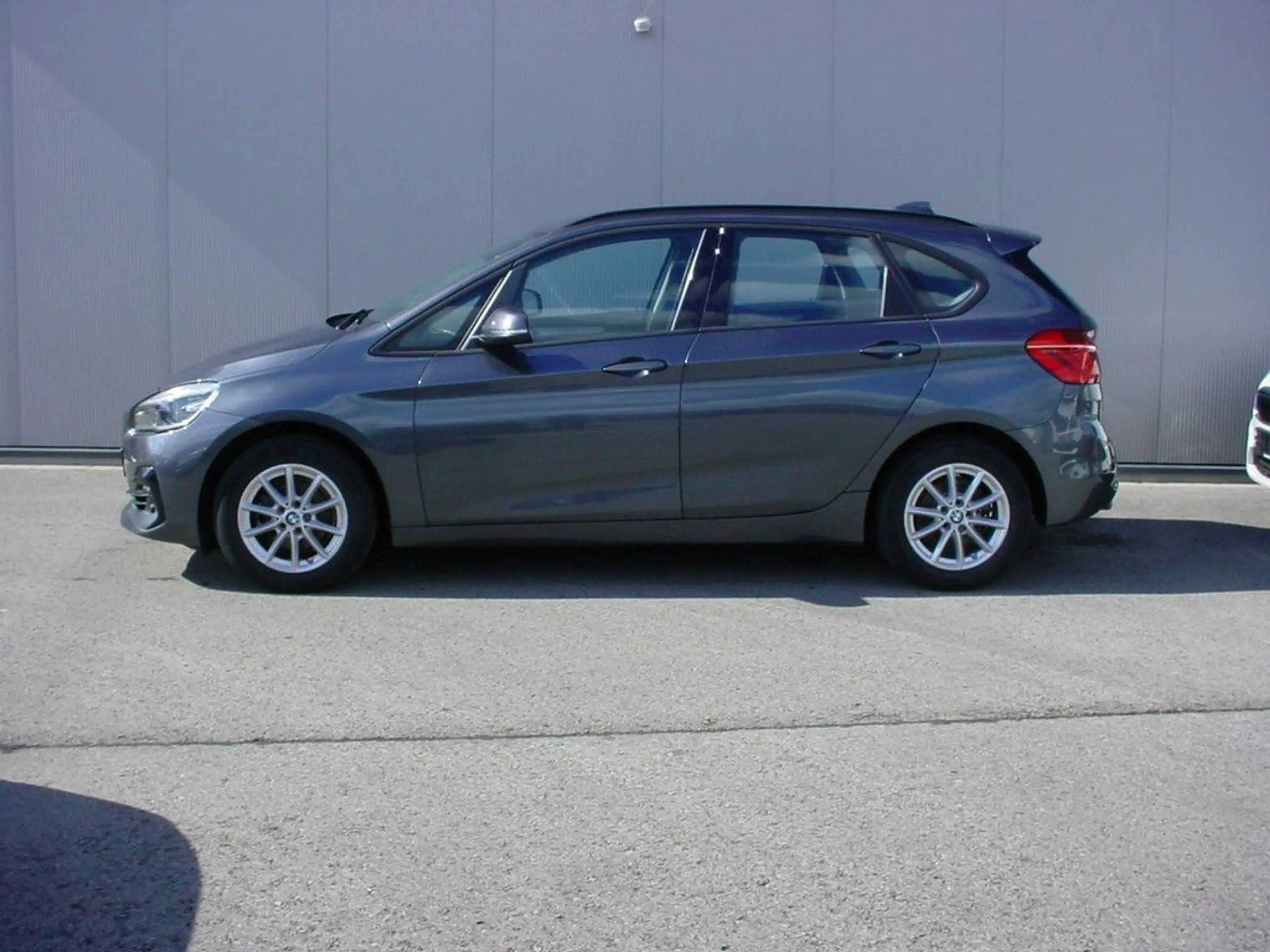 BMW 216 *PDC*LED*DAB* — photo 10