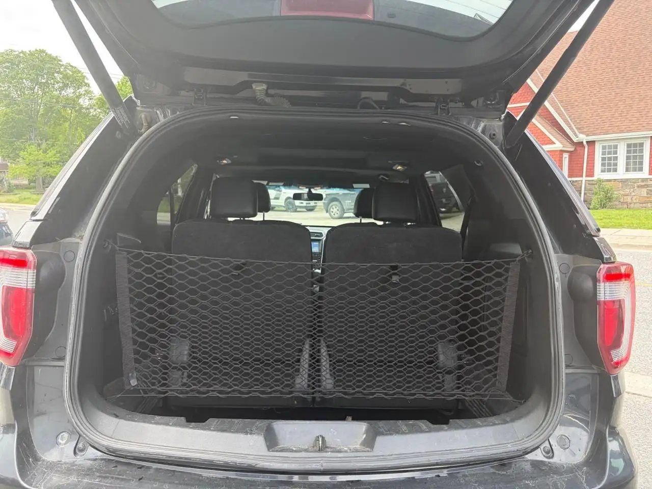 Ford Explorer photo Ford Explorer
