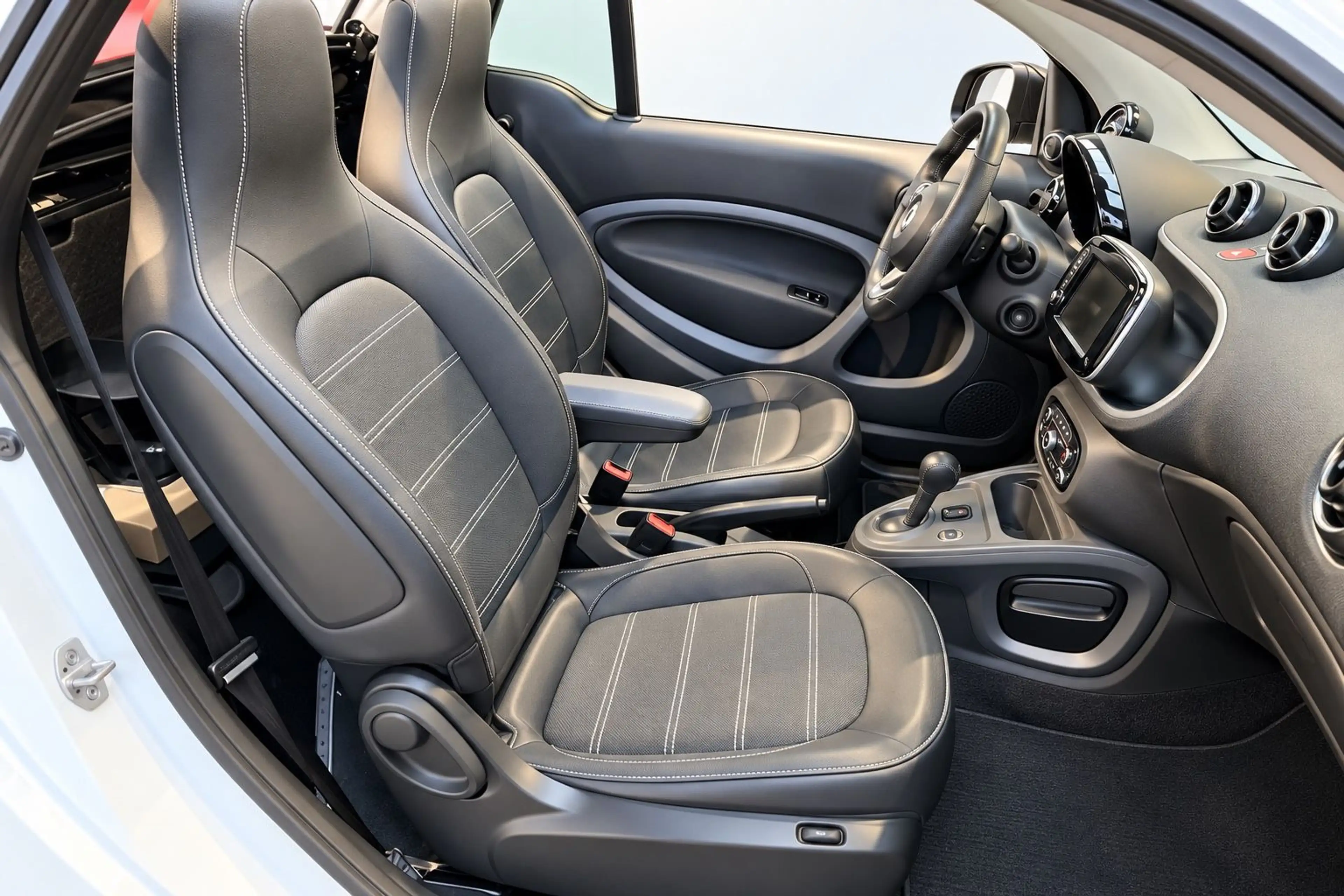 smart forTwo Prime Automatik Cabrio 16`LM Brabus JBL — photo 8