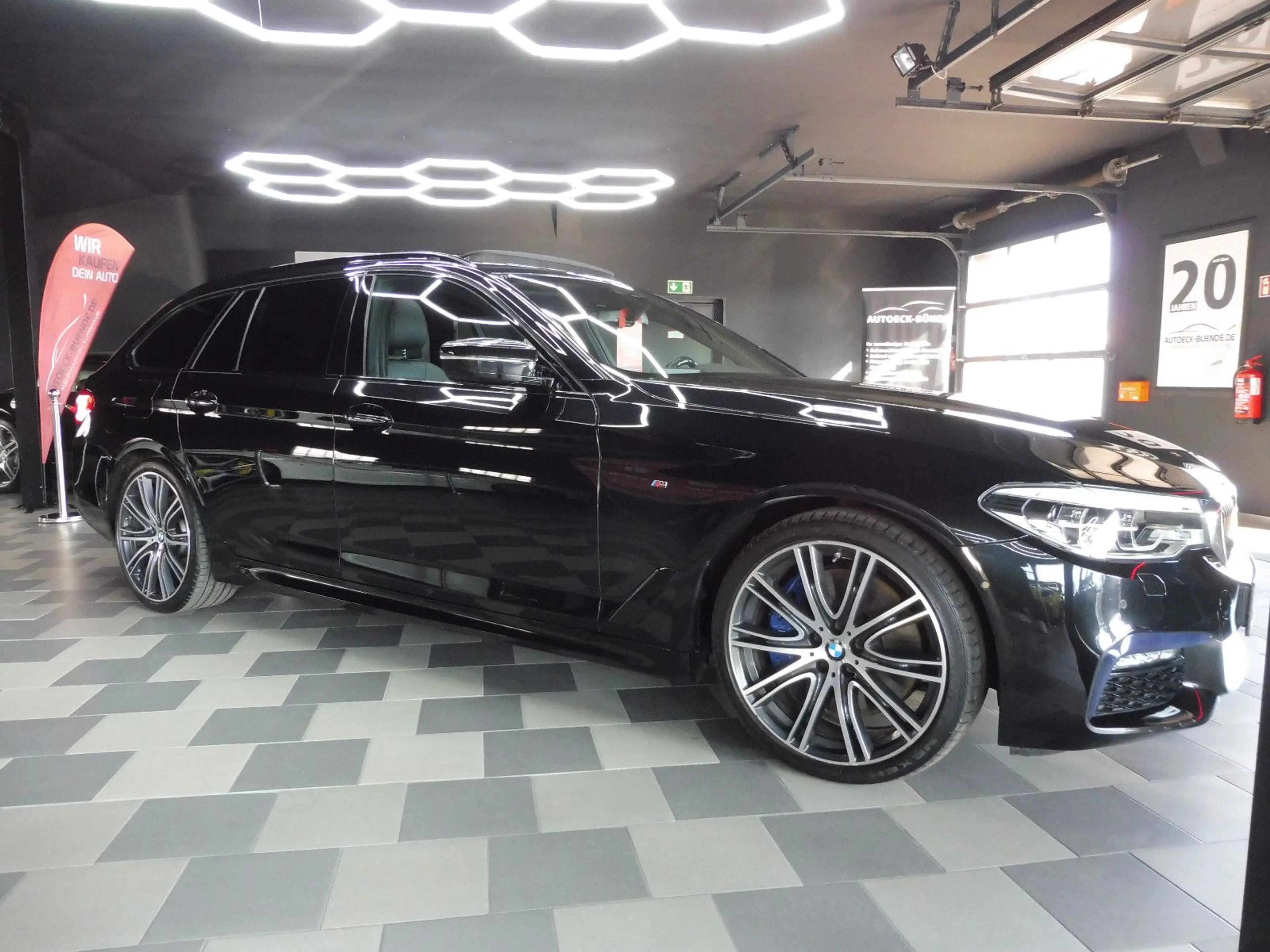 BMW 540 d xDrive M Sport Entertain/HUD/Kam/Pano/AHK — photo 4