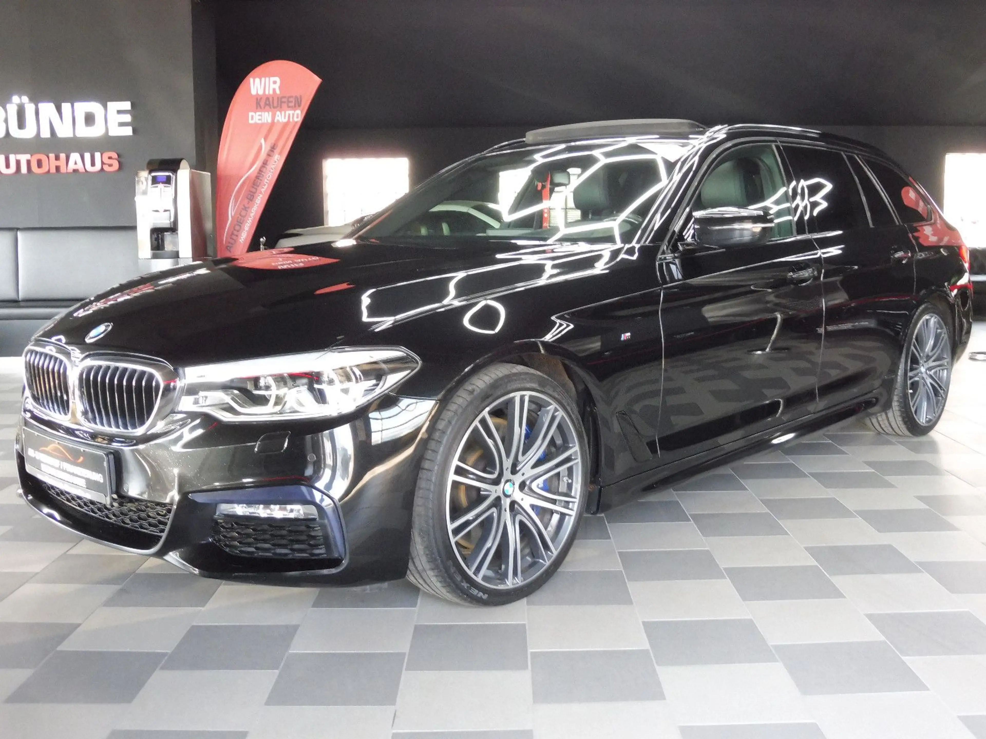 BMW 540 d xDrive M Sport Entertain/HUD/Kam/Pano/AHK — photo 2