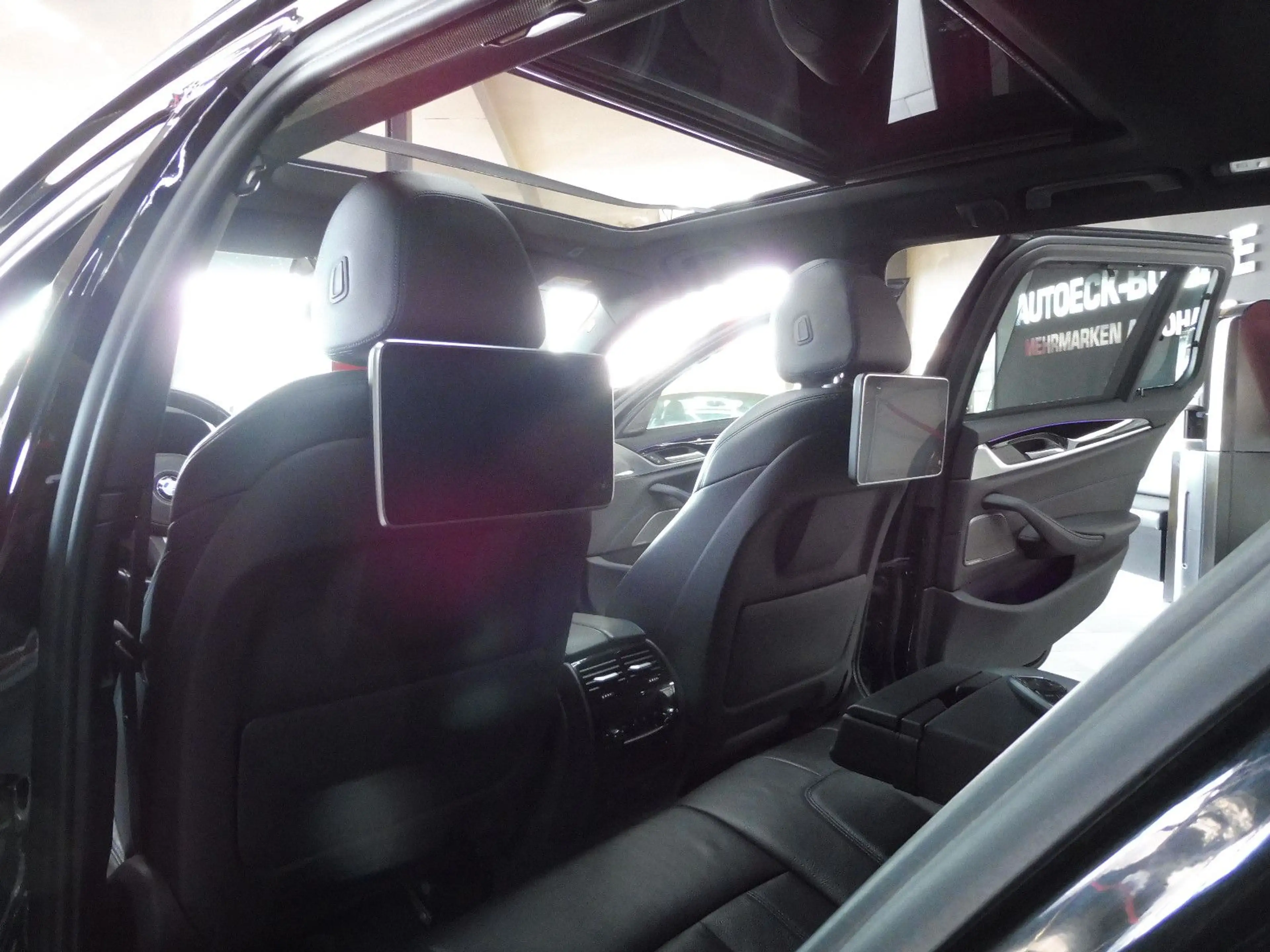 BMW 540 d xDrive M Sport Entertain/HUD/Kam/Pano/AHK — photo 14