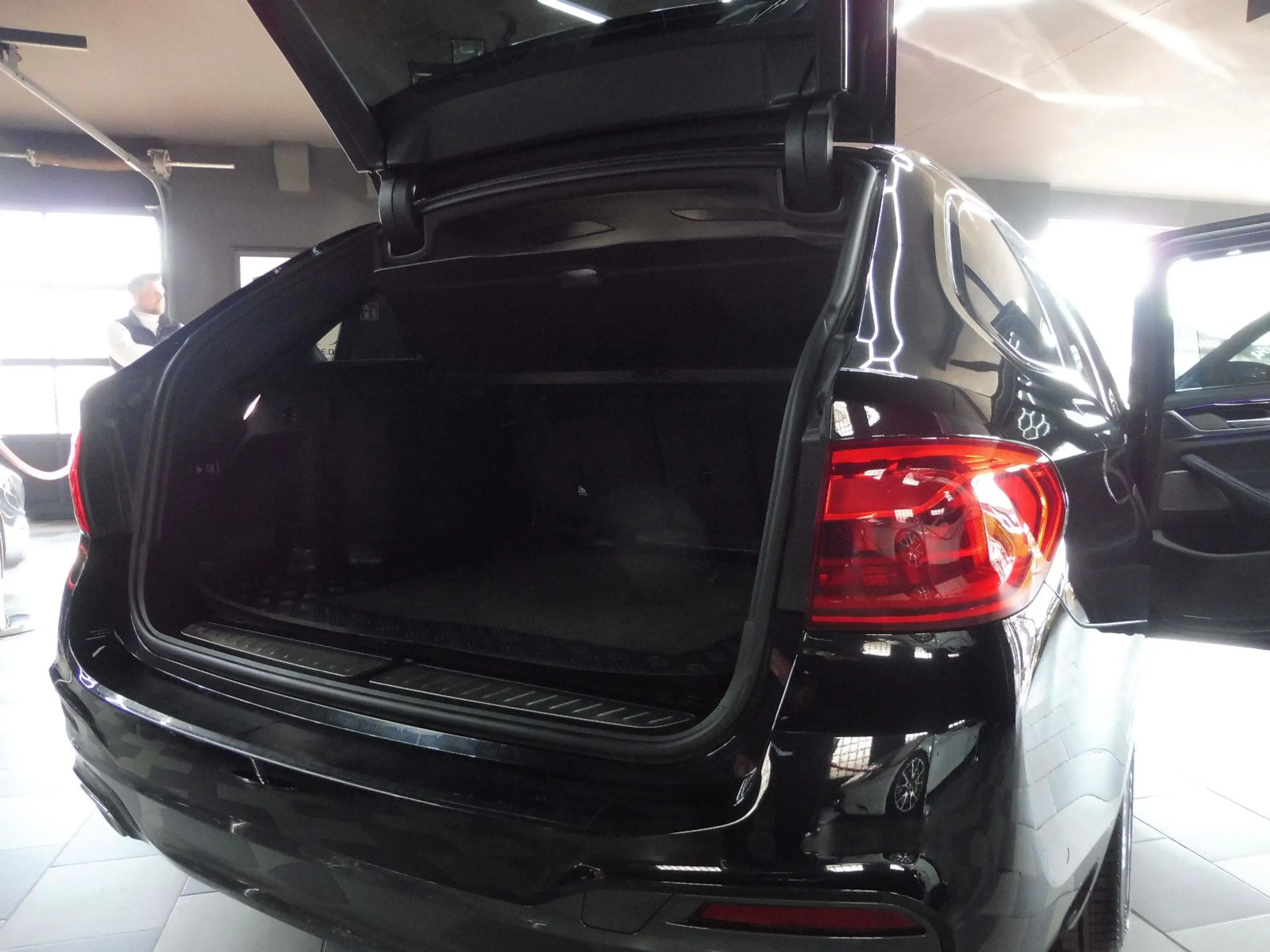 BMW 540 d xDrive M Sport Entertain/HUD/Kam/Pano/AHK — photo 15