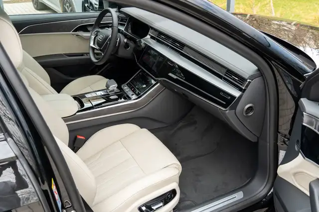 Audi A8 view 13