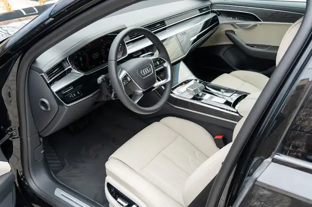 Audi A8 view 10