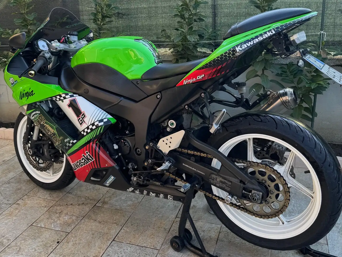 Kawasaki Ninja ZX-6R Verde - 2