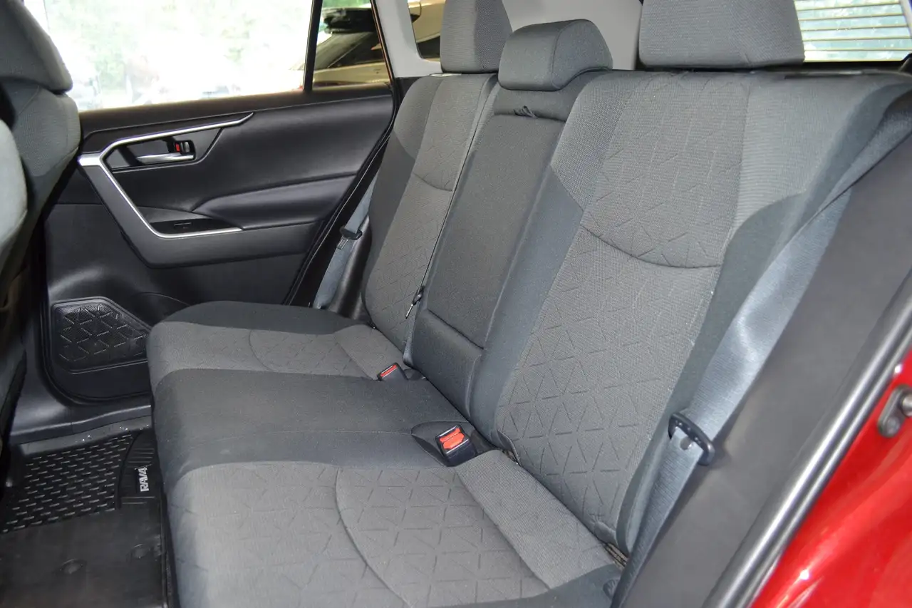 Toyota RAV 4 снимка Toyota RAV 4