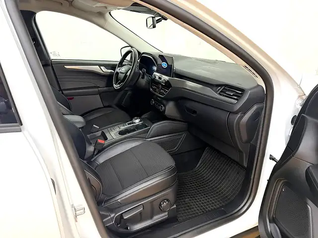 Ford Kuga view 8