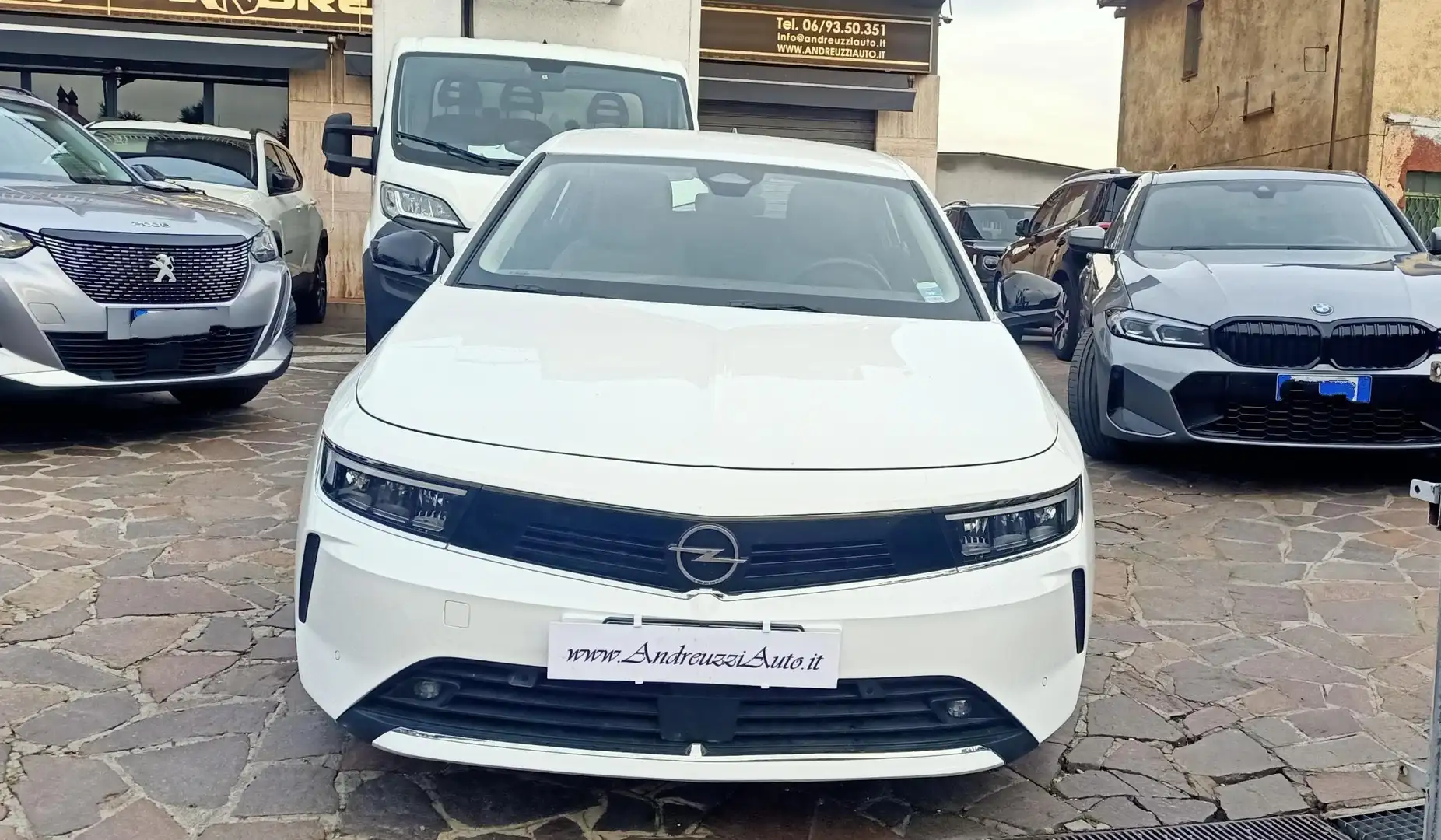 Opel Astra 1.2 Turbo Elegance s&s 110 cv Bianco - 2