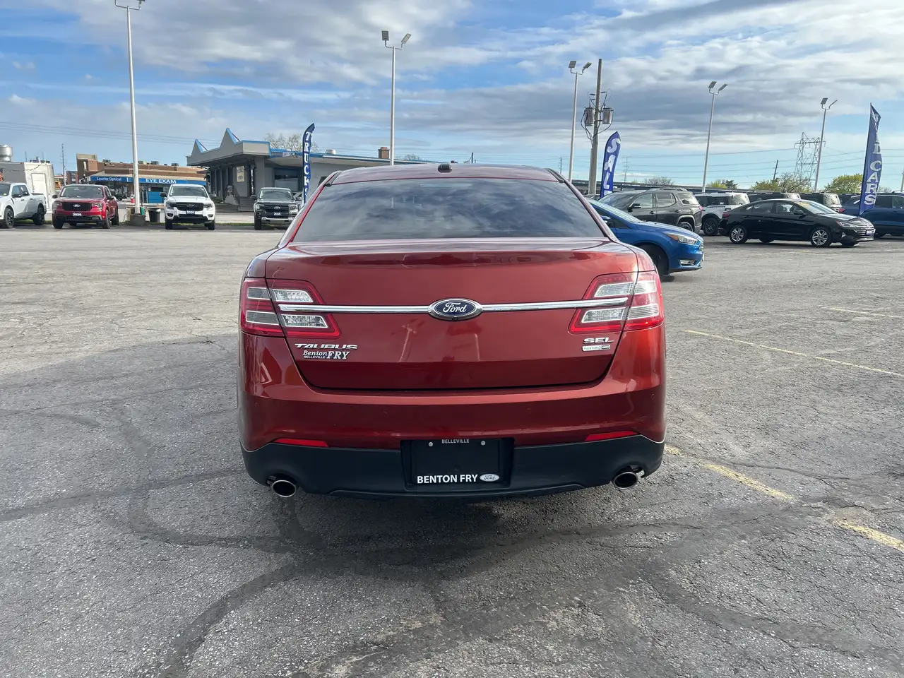 Ford Taurus снимка Ford Taurus