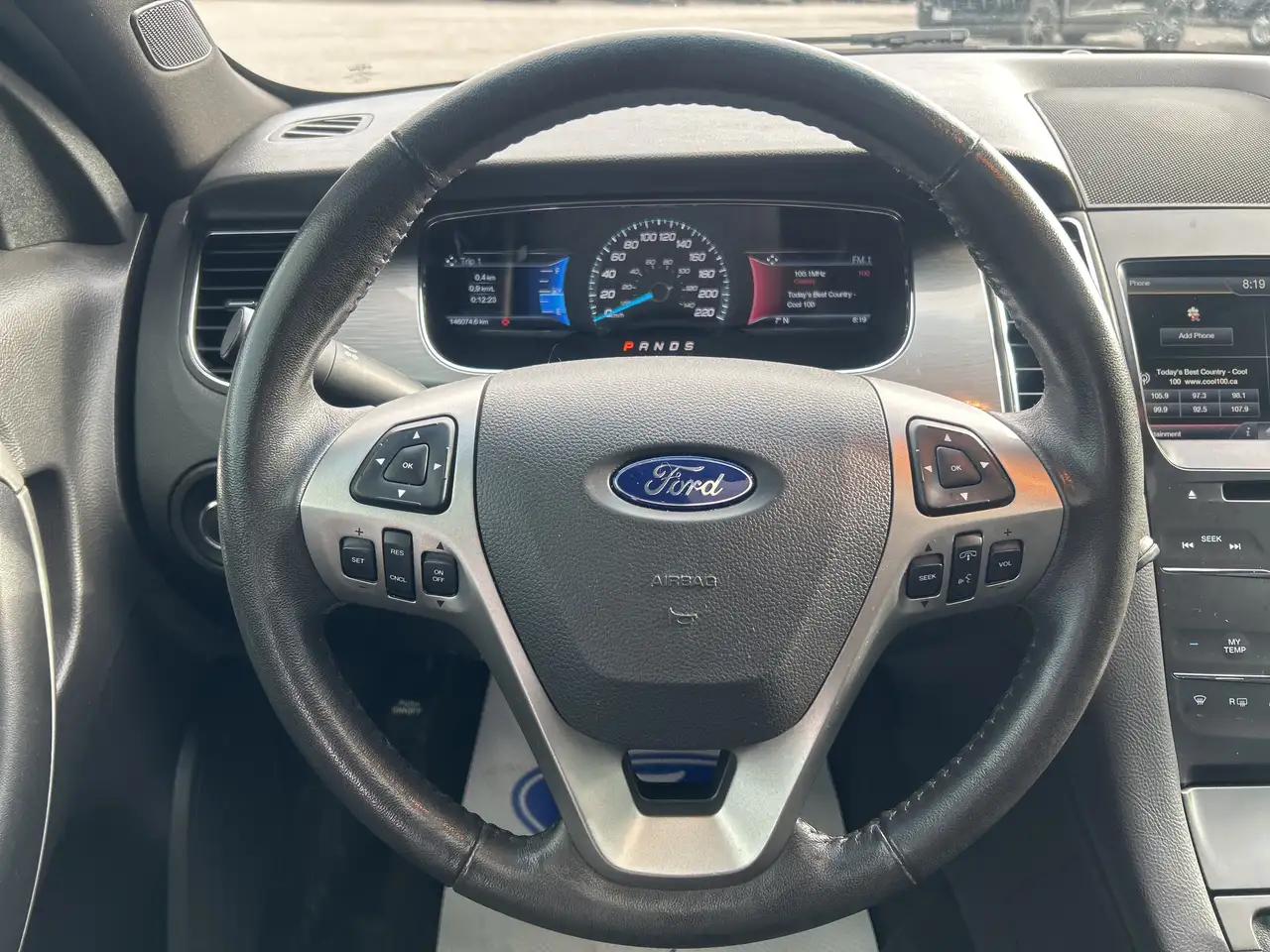 Ford Taurus снимка Ford Taurus