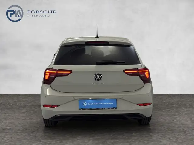 Volkswagen Polo view 5