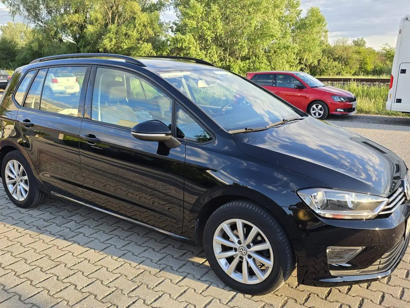 Volkswagen Golf Sportsvan Golf Sportsvan Lounge BMT 1,2 TSI DSG Lounge Schwarz - 2