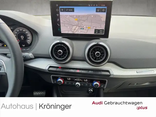 Audi Q2 view 15
