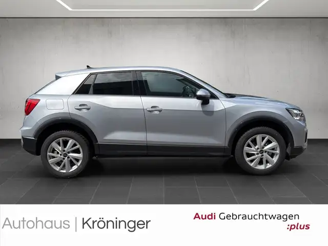 Audi Q2 view 4