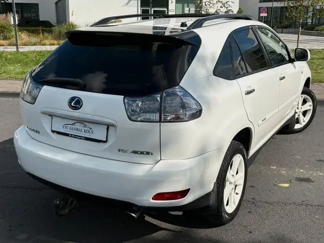 Lexus RX view 3