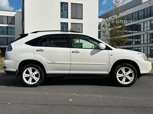 Lexus RX view 5