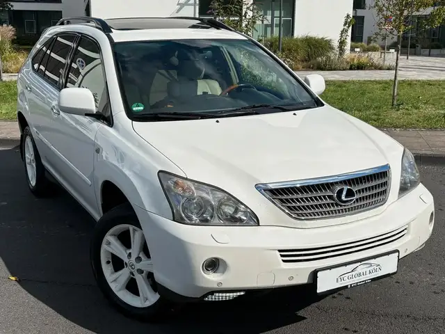 Lexus RX view 2