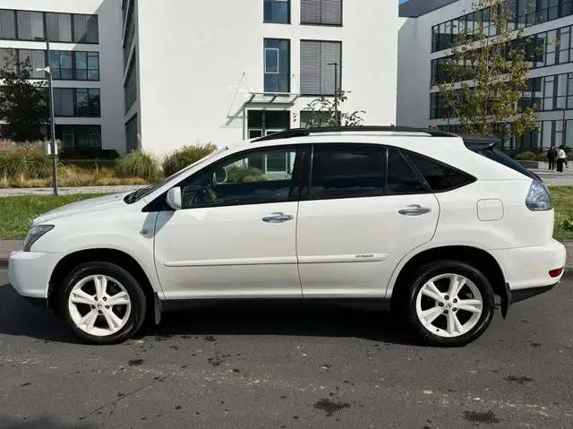 Lexus RX view 6