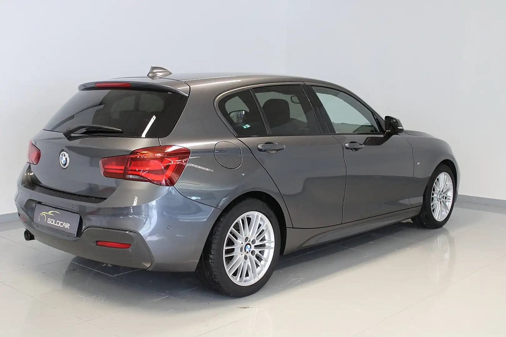 BMW 116 i Gris - 2