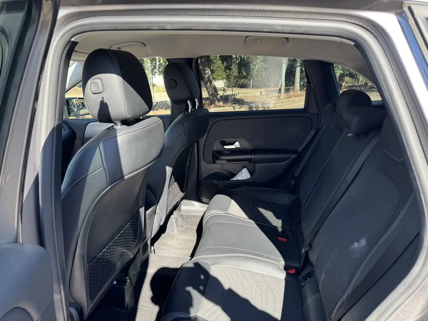 Mercedes-Benz B 180 d Sport auto - 1