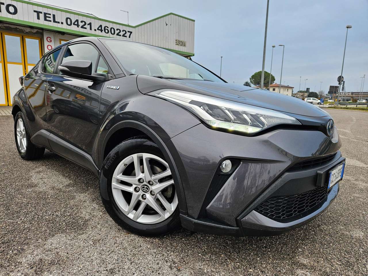 Toyota C-HR 1.8h Business e-cvt