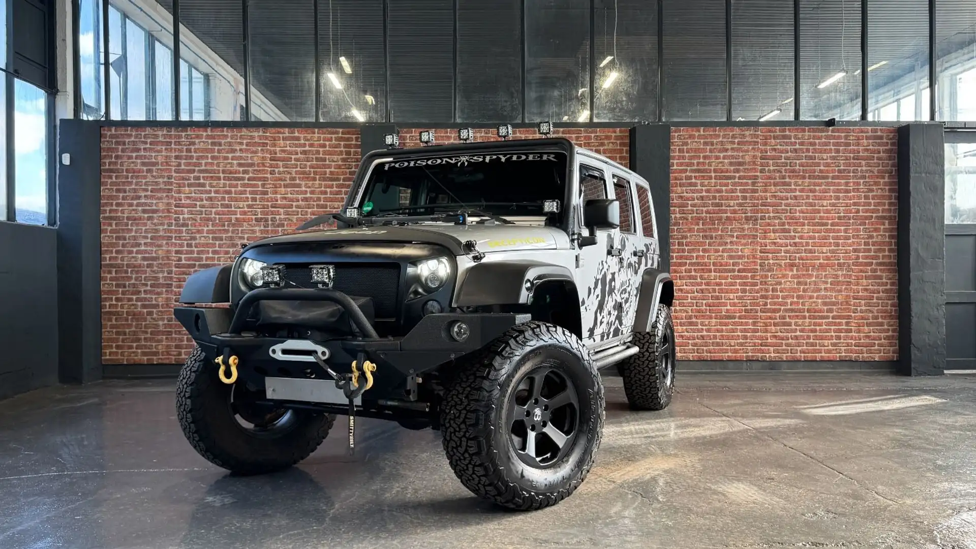 Jeep Wrangler Unlimited 2.8 CRD LEDER*SHZ*STDHZ Silber - 1