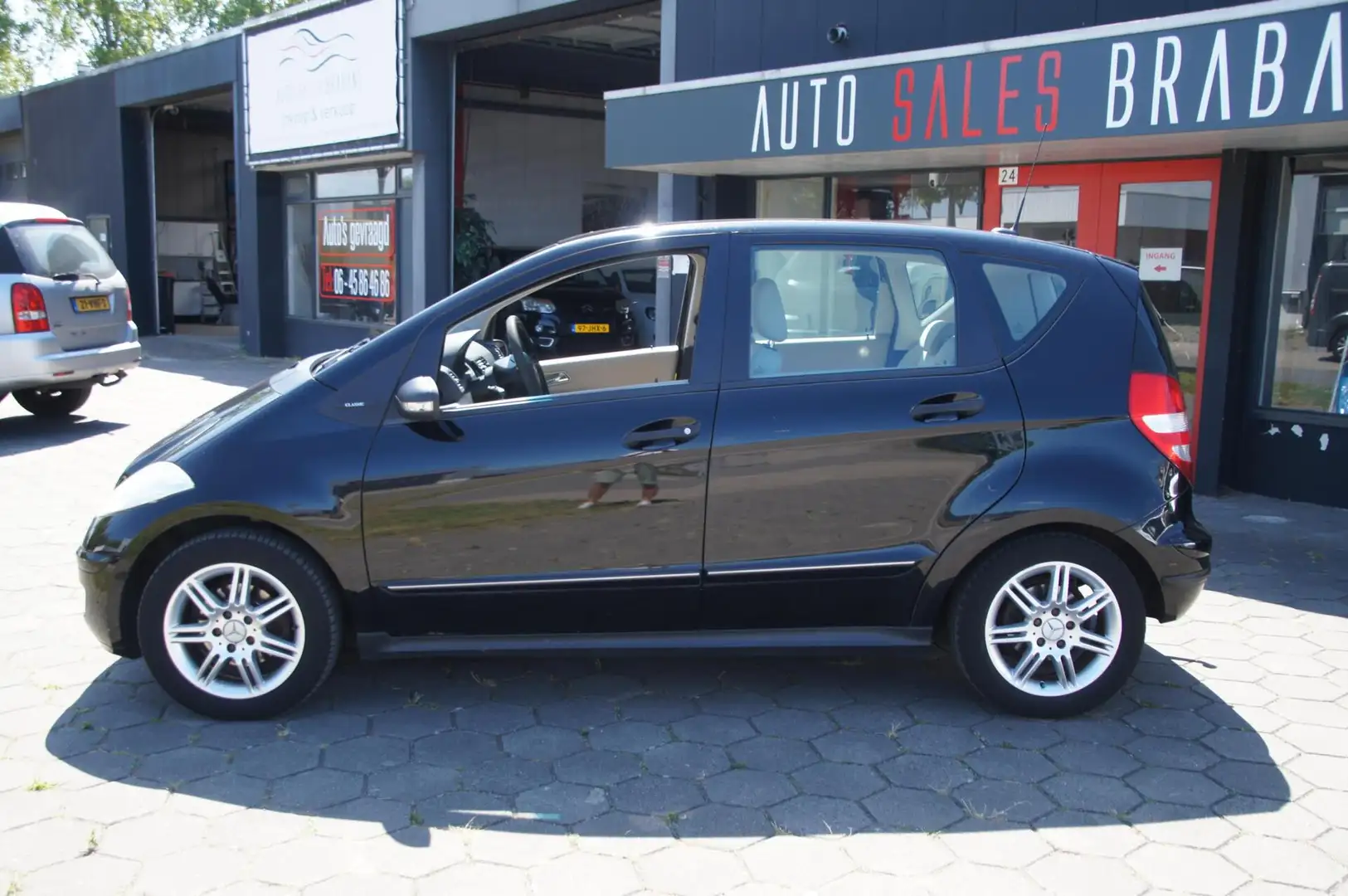 Mercedes-Benz A 150 Avantgarde Negru - 2
